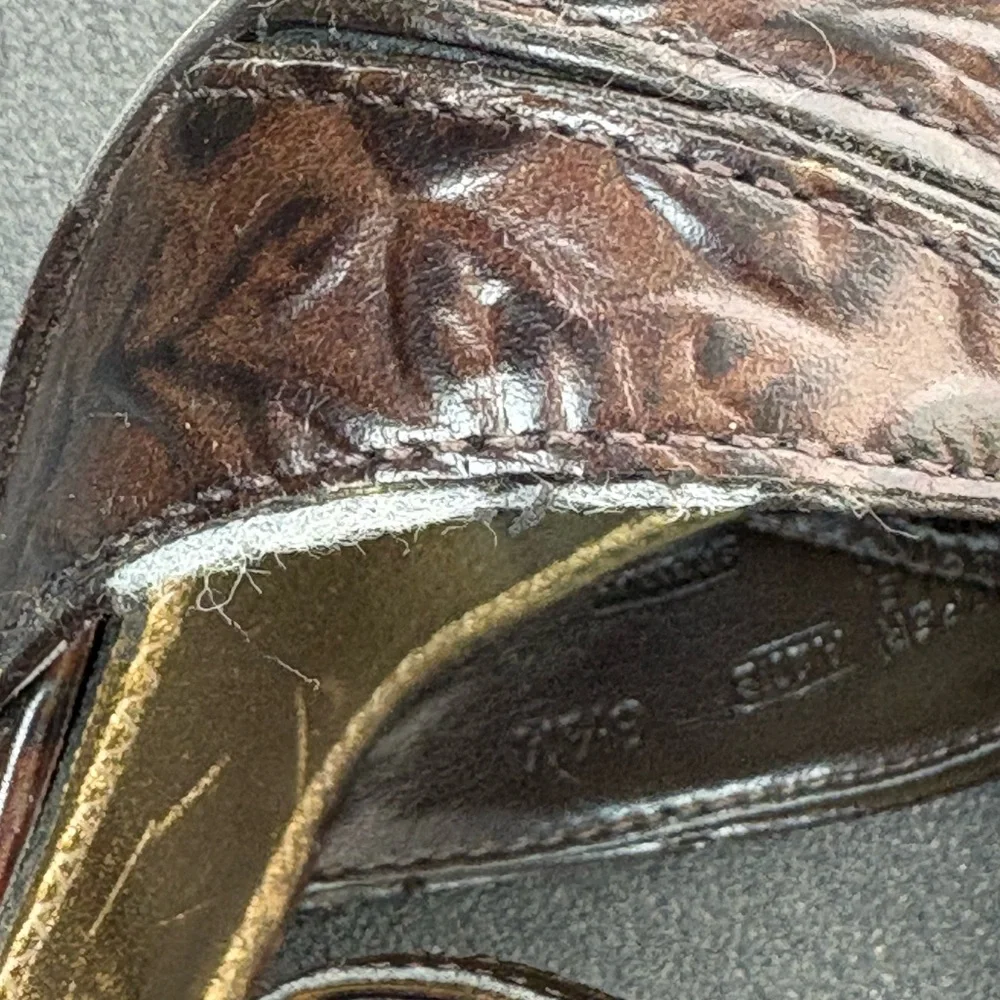 ANTONIO MELANI Brown Heels with Gold Accents - Picture 11 of 13